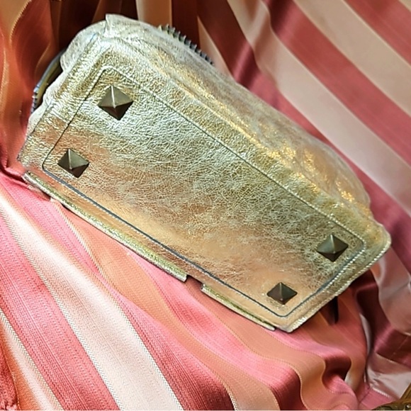 NWT CHLOÉ Elvire Cinkled Gold Leaf Leather Handbag - Picture 12 of 14